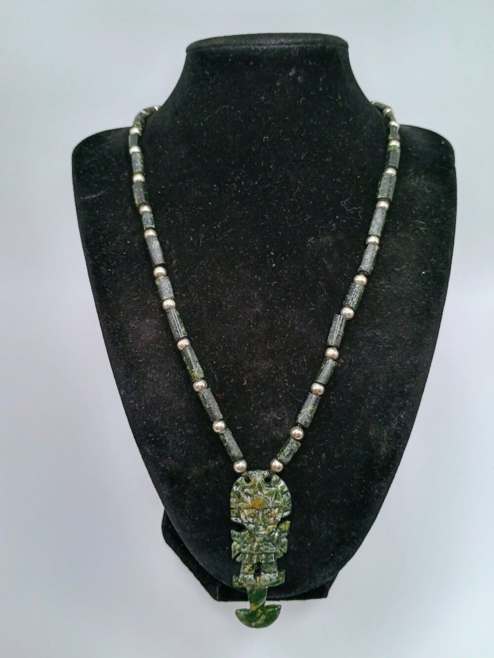 Tumi Necklace, Natural Stone, Chavín Culture, Pre-Columbian, Macrame